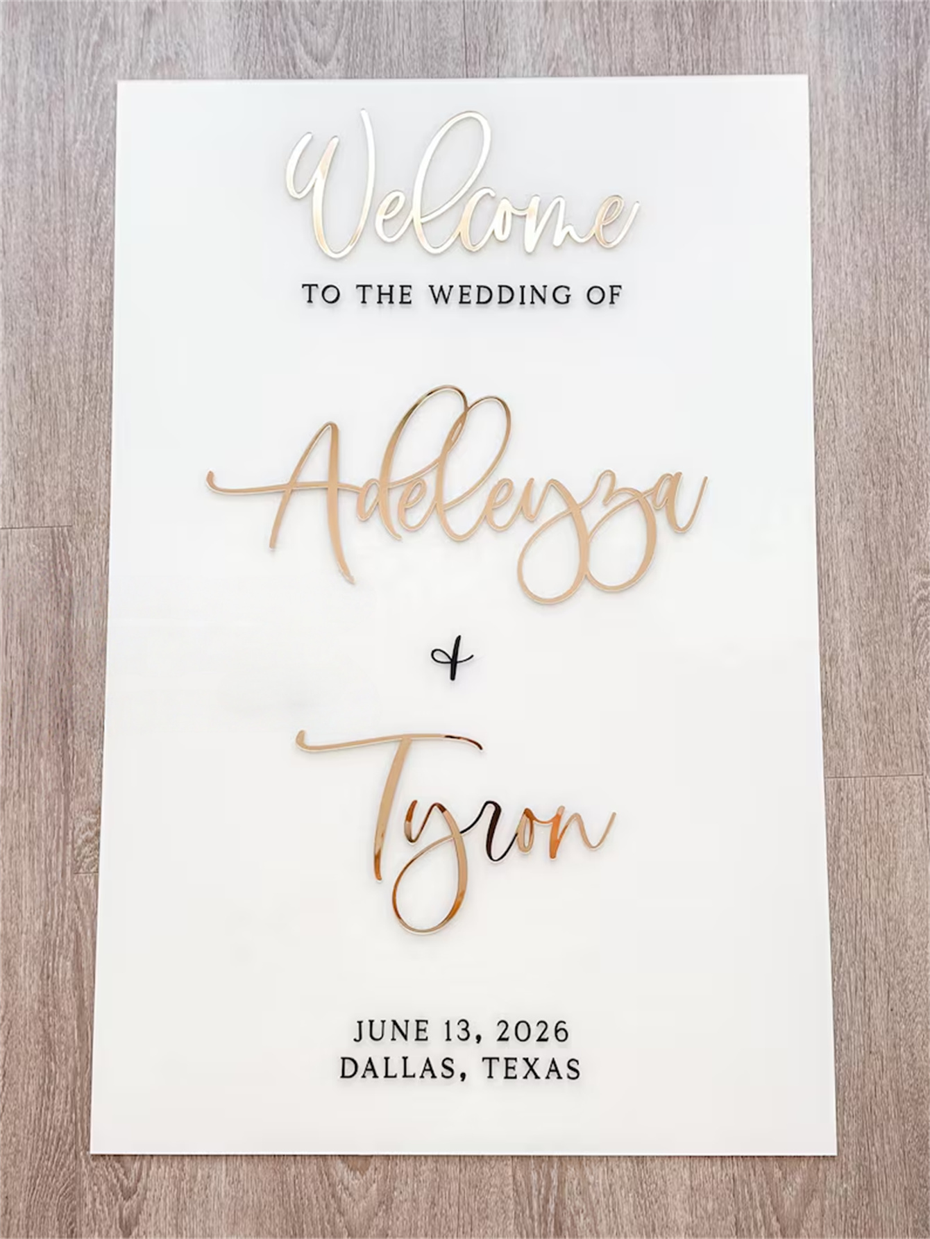 Wedding Welcome Sign - Personalized acrylic wedding welcome sign, modern and fashionable decoration of the wedding entrance. Welcome to our wedding sign